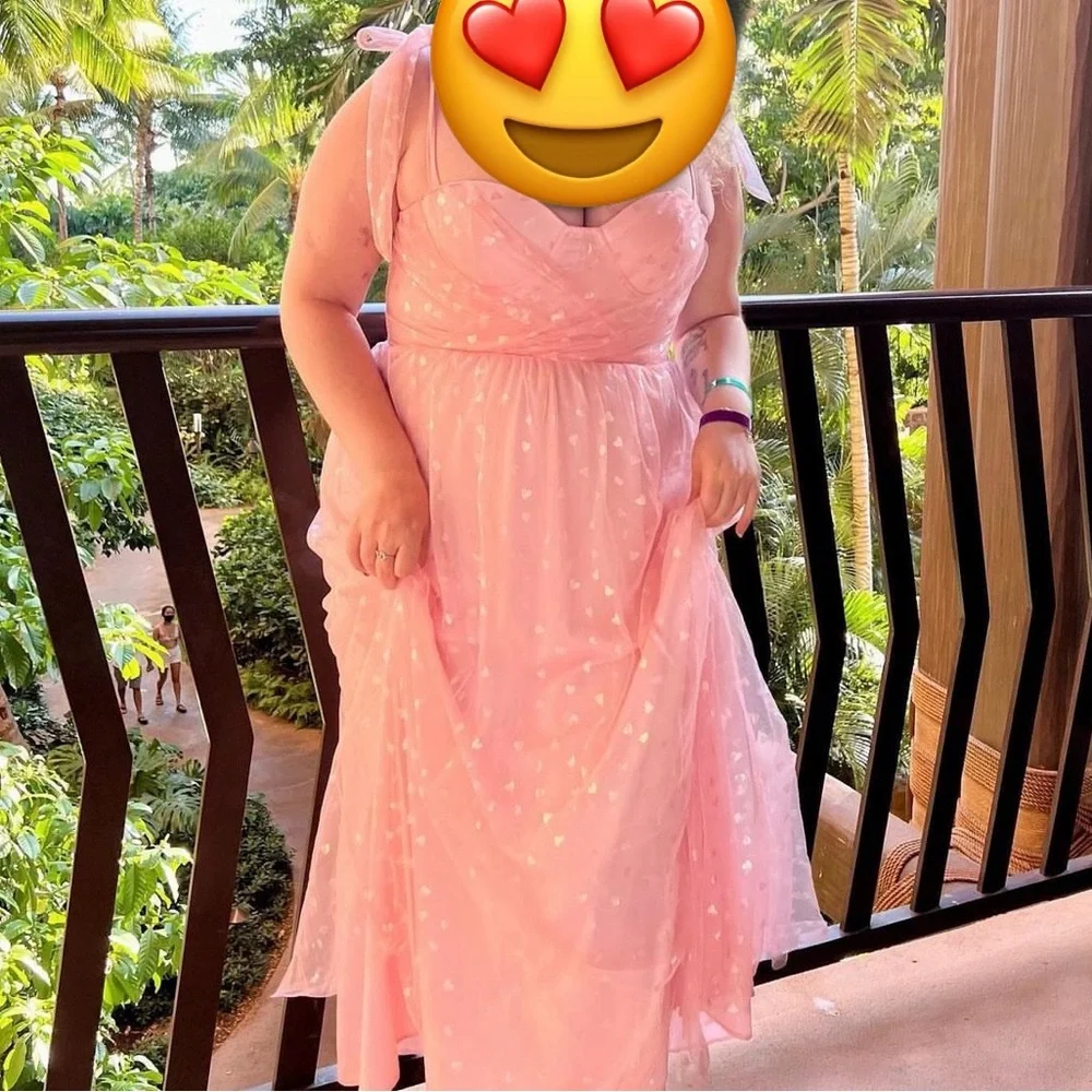 Dress - Picture 2 of 2